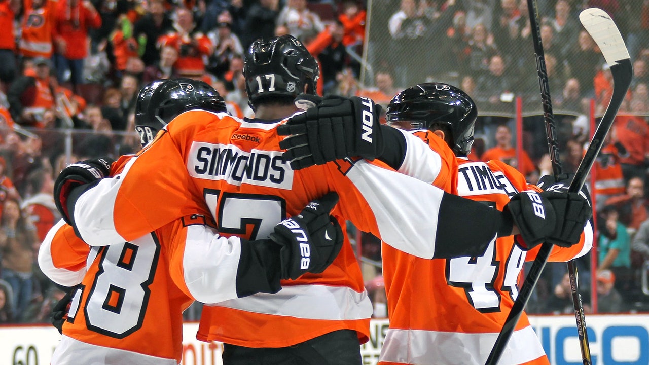 Simmonds paces Flyers in bounce-back win against Rangers